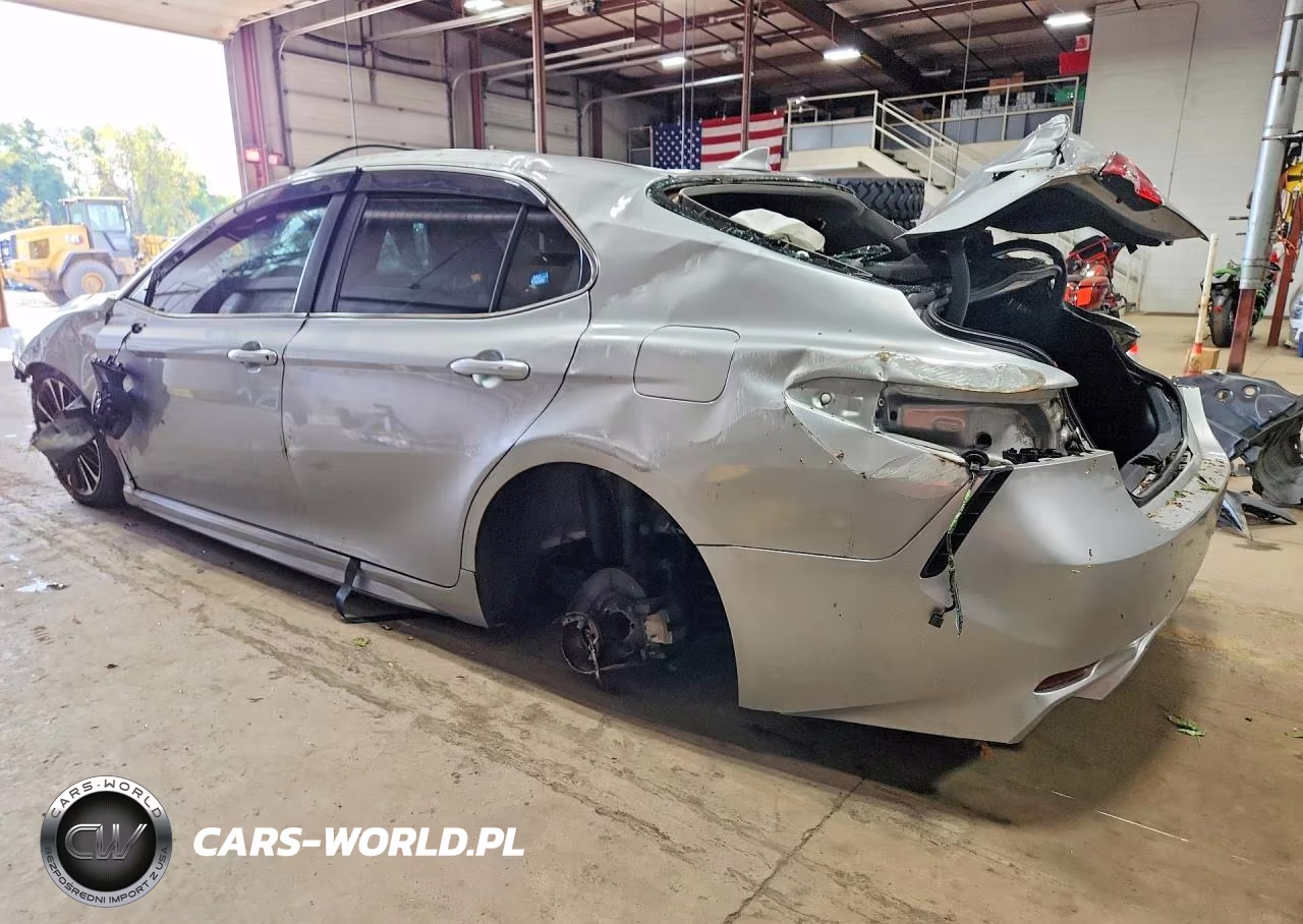 2020 Toyota Camry Se VIN:4T1G11AK3LU926807 - 2