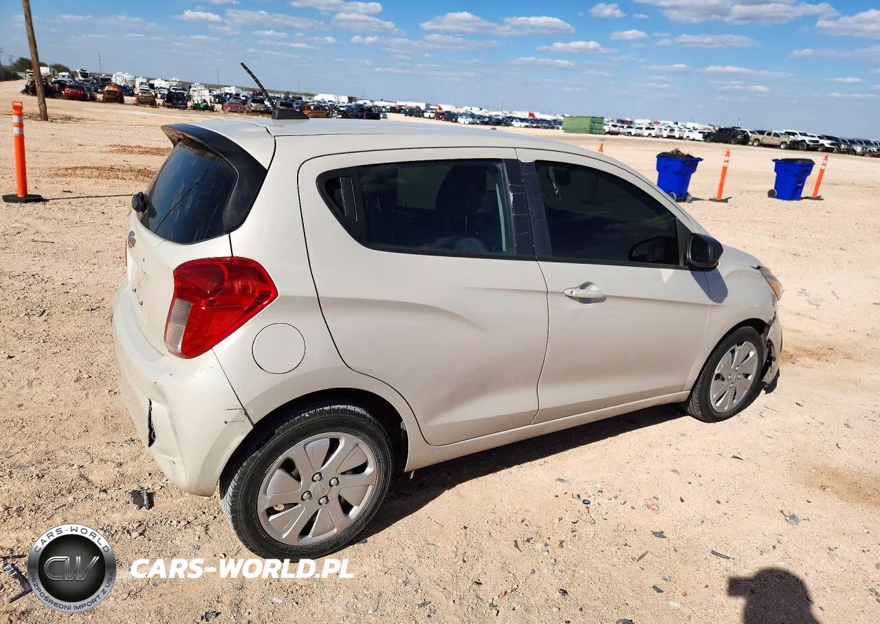 2017 Chevrolet Spark Ls VIN:KL8CB6SA8HC703526 - 3