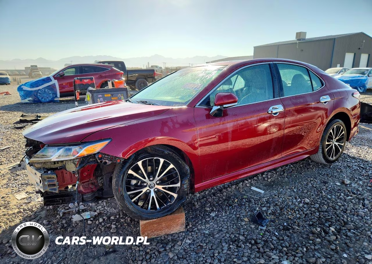 2018 Toyota Camry Se – zdjęcie 1 z 13