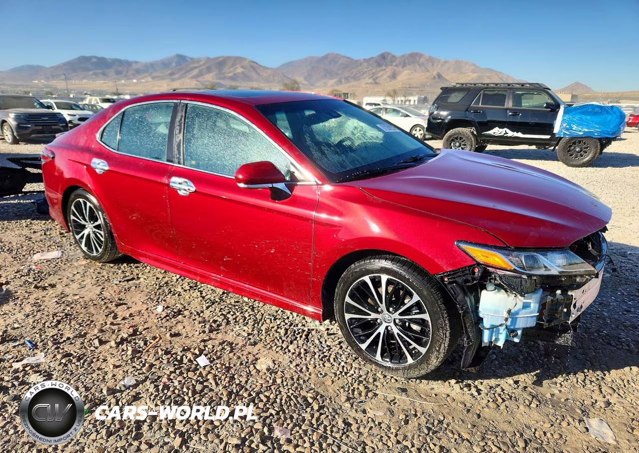 2018 Toyota Camry Se VIN:4T1B11HK1JU665738 - 4