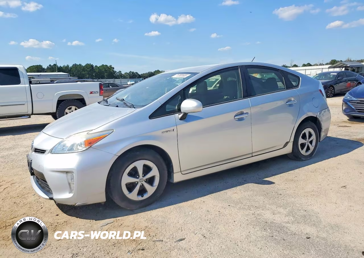 2014 Toyota Prius Two – zdjęcie 1 z 12