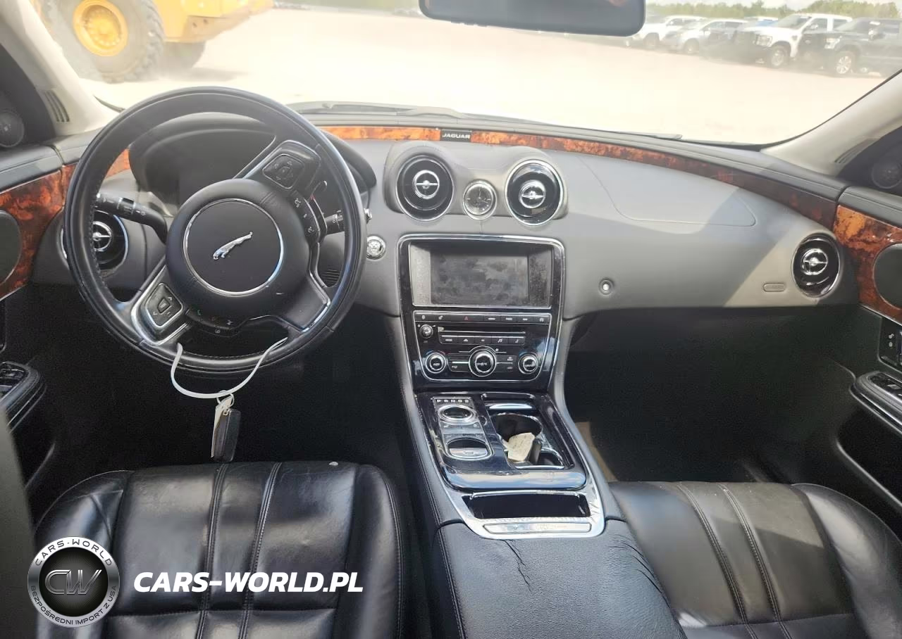 2014 Jaguar Xj VIN:SAJWJ1CD9E8V71315 - 8