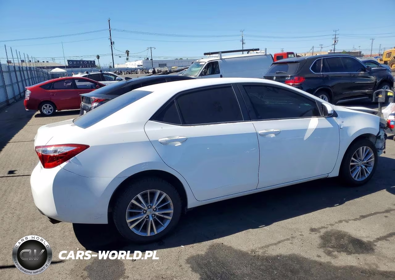 2014 Toyota Corolla Le Plus VIN:5YFBURHE4EP127929 - 3