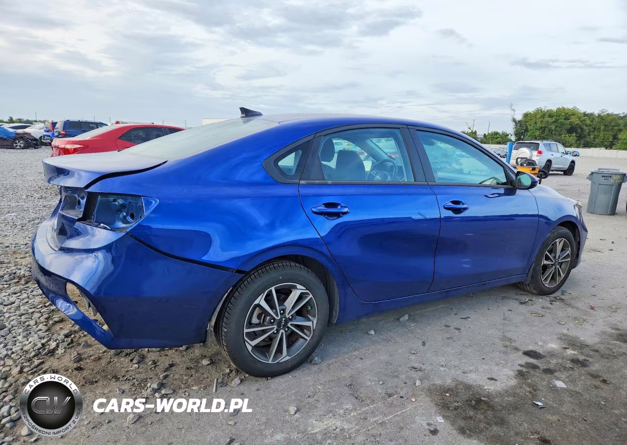 2024 Kia Forte Lxs VIN:3KPF24AD9RE775883 - 3