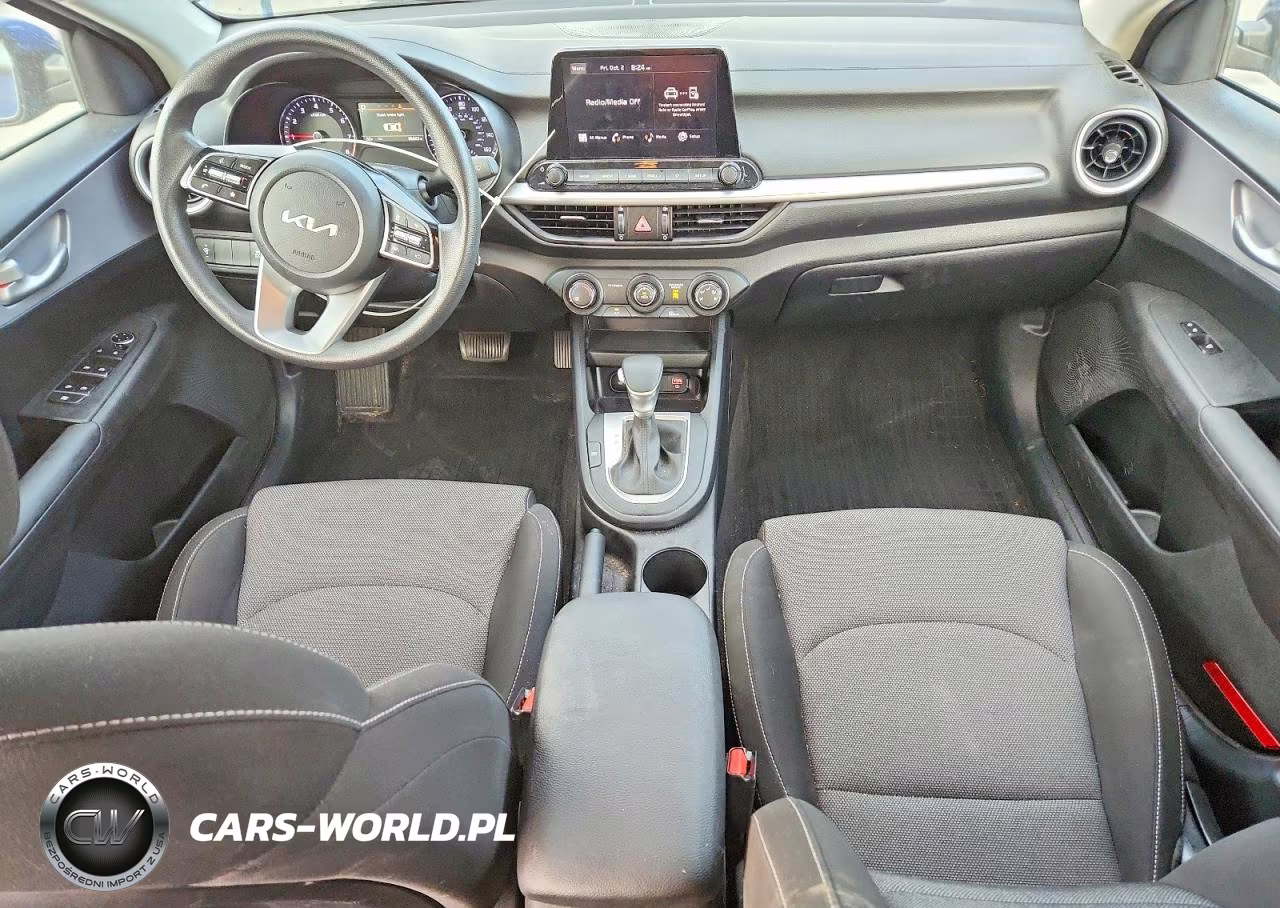 2024 Kia Forte Lxs VIN:3KPF24AD9RE775883 - 8