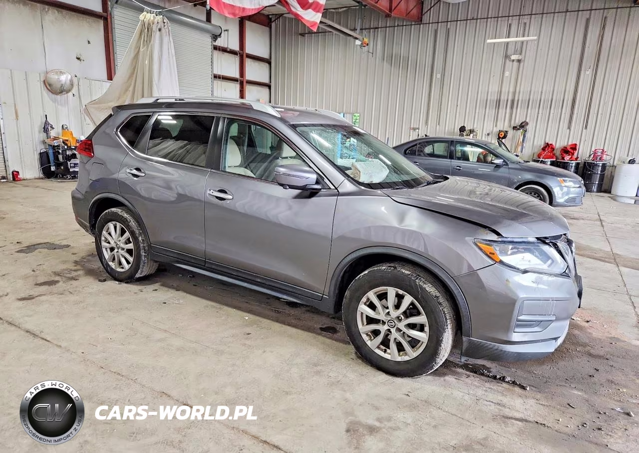 2017 Nissan Rogue Sv VIN:KNMAT2MV0HP565770 - 4