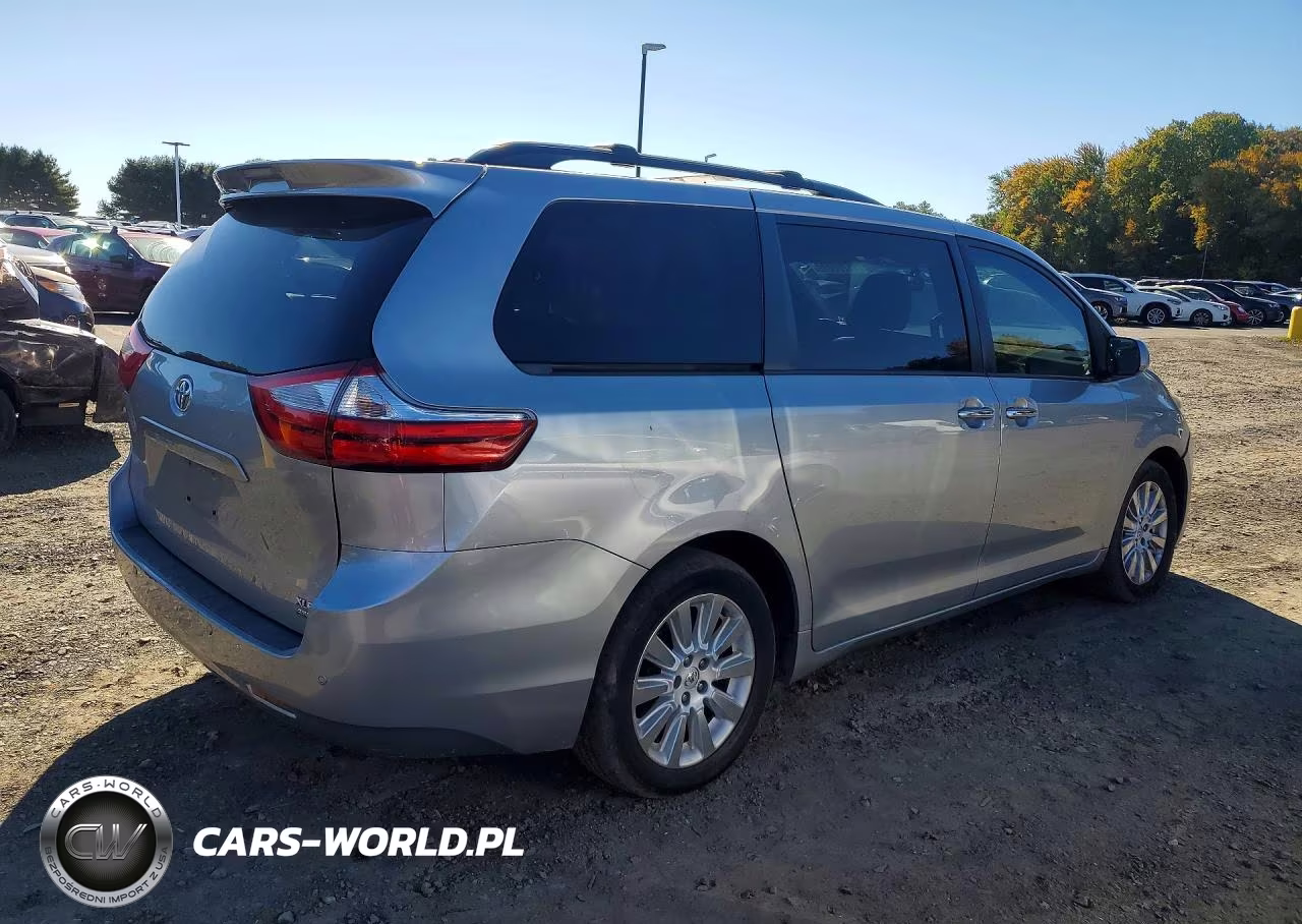 2015 Toyota Sienna Xle 7-Passenger VIN:5TDDK3DC4FS095315 - 3
