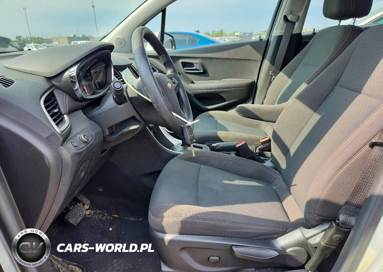 2018 Chevrolet Trax Ls VIN:KL7CJKSB4JB710641 - 7