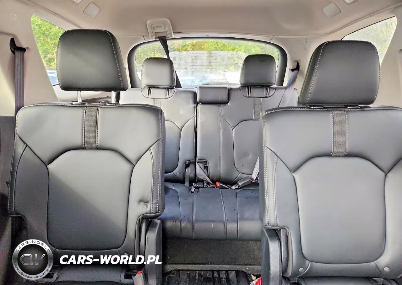 2024 Honda Pilot Touring VIN:5FNYG1H79RB027010 - 10