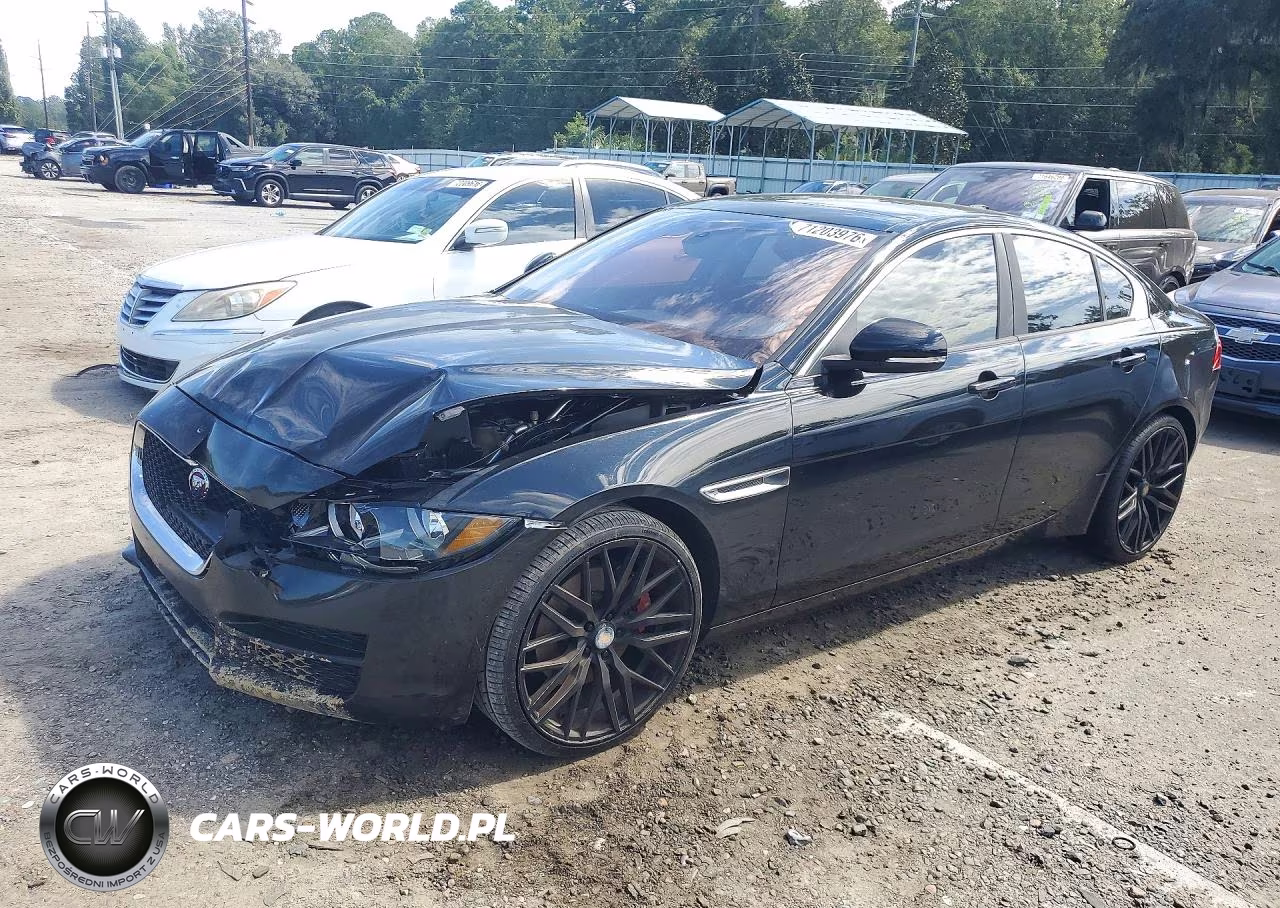 2017 Jaguar Xe