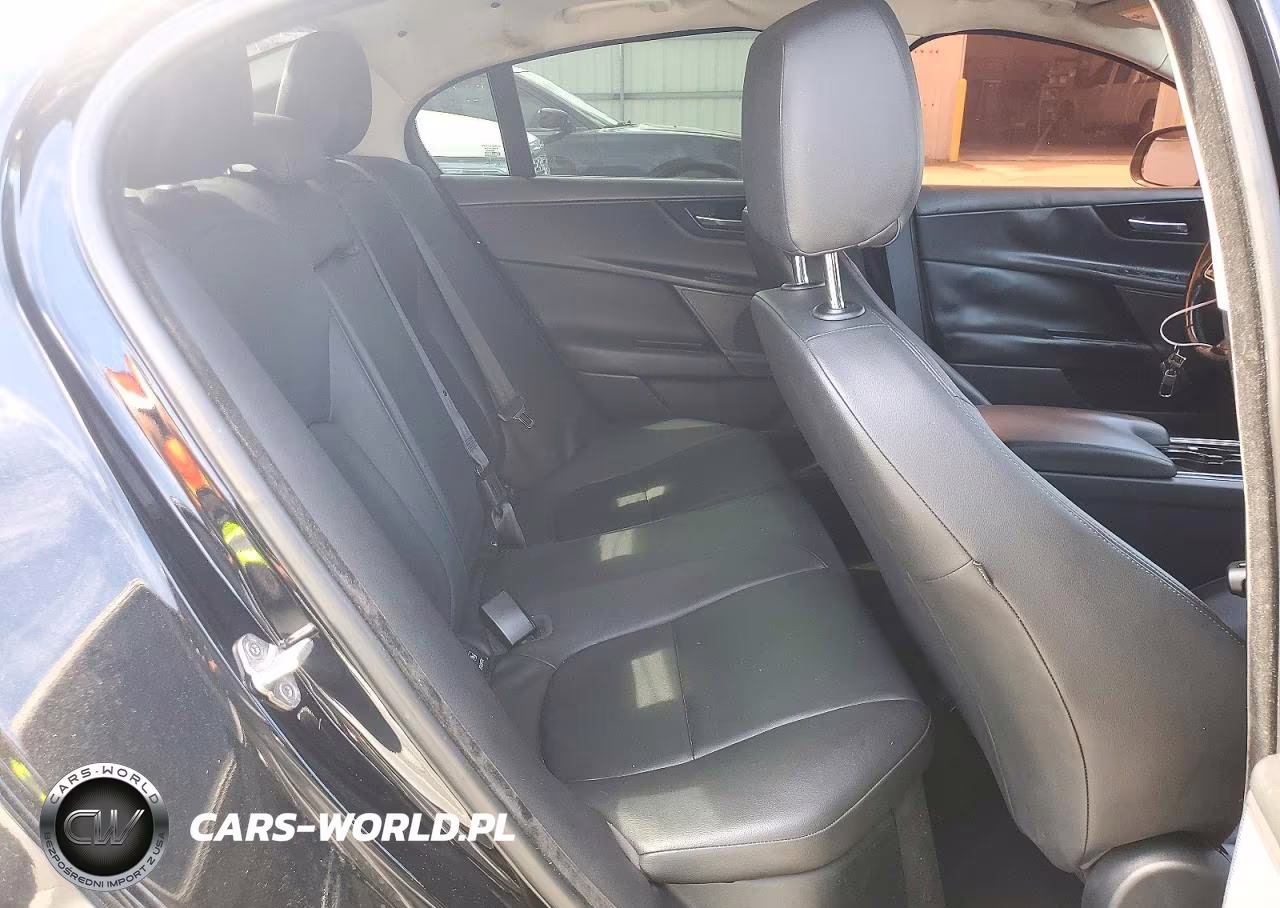 2017 Jaguar Xe VIN:SAJAR4BG5HA962524 - 10