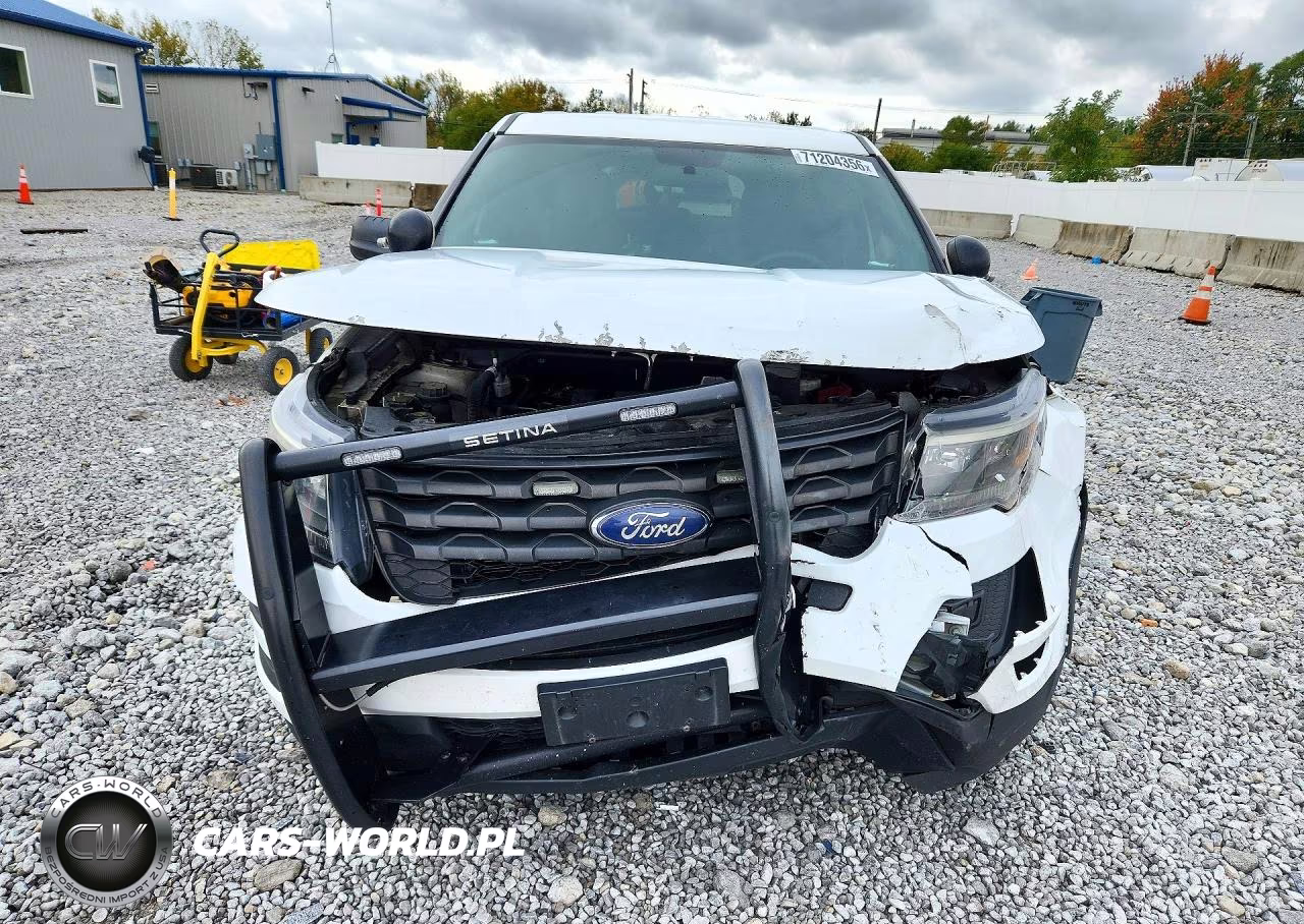 2018 Ford Explorer Police Interceptor VIN:1FM5K8ARXJGA46256 - 5