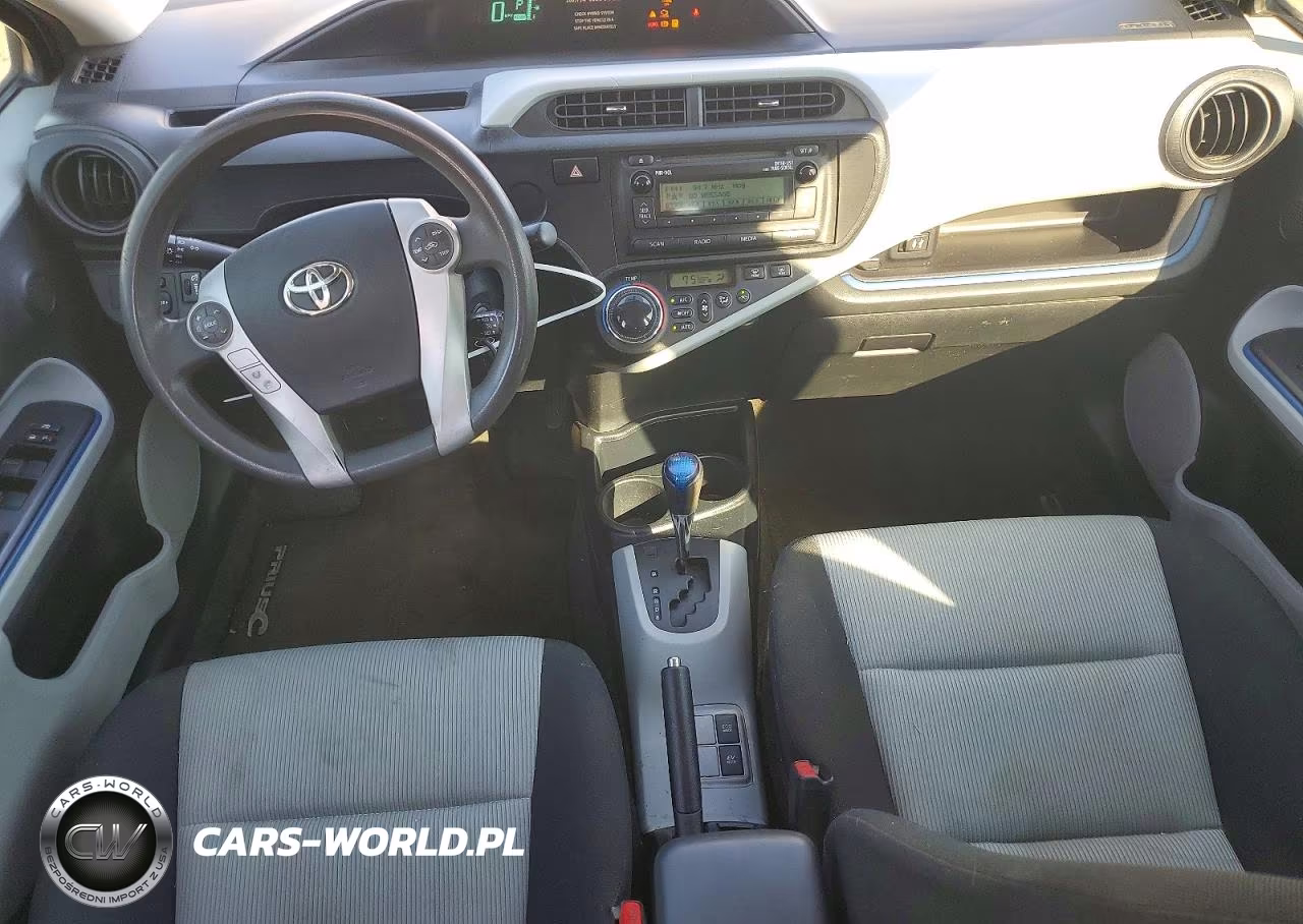2012 Toyota Prius C Two VIN:JTDKDTB3XC1024827 - 8