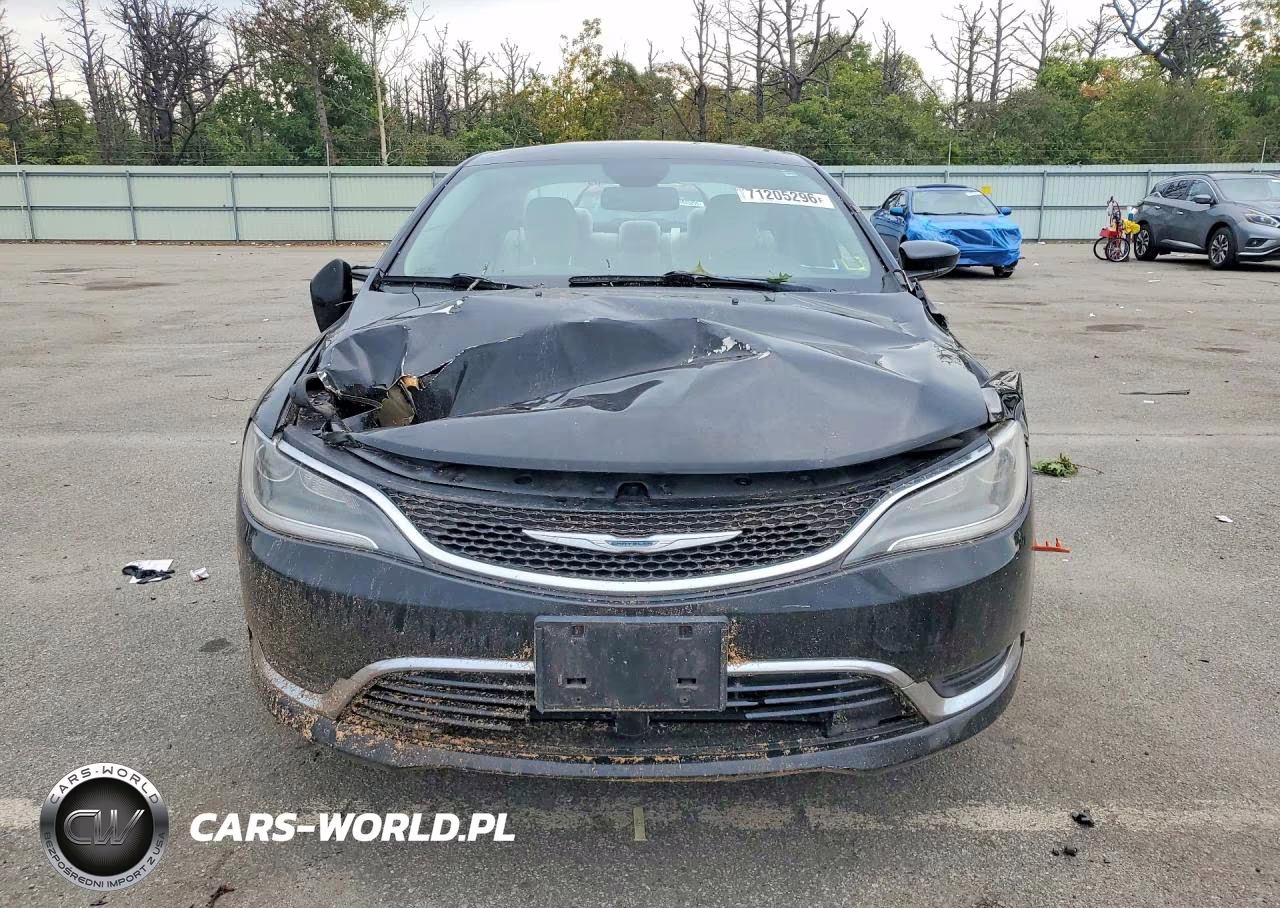 2015 Chrysler 200 Limited VIN:1C3CCCAB0FN562552 - 5