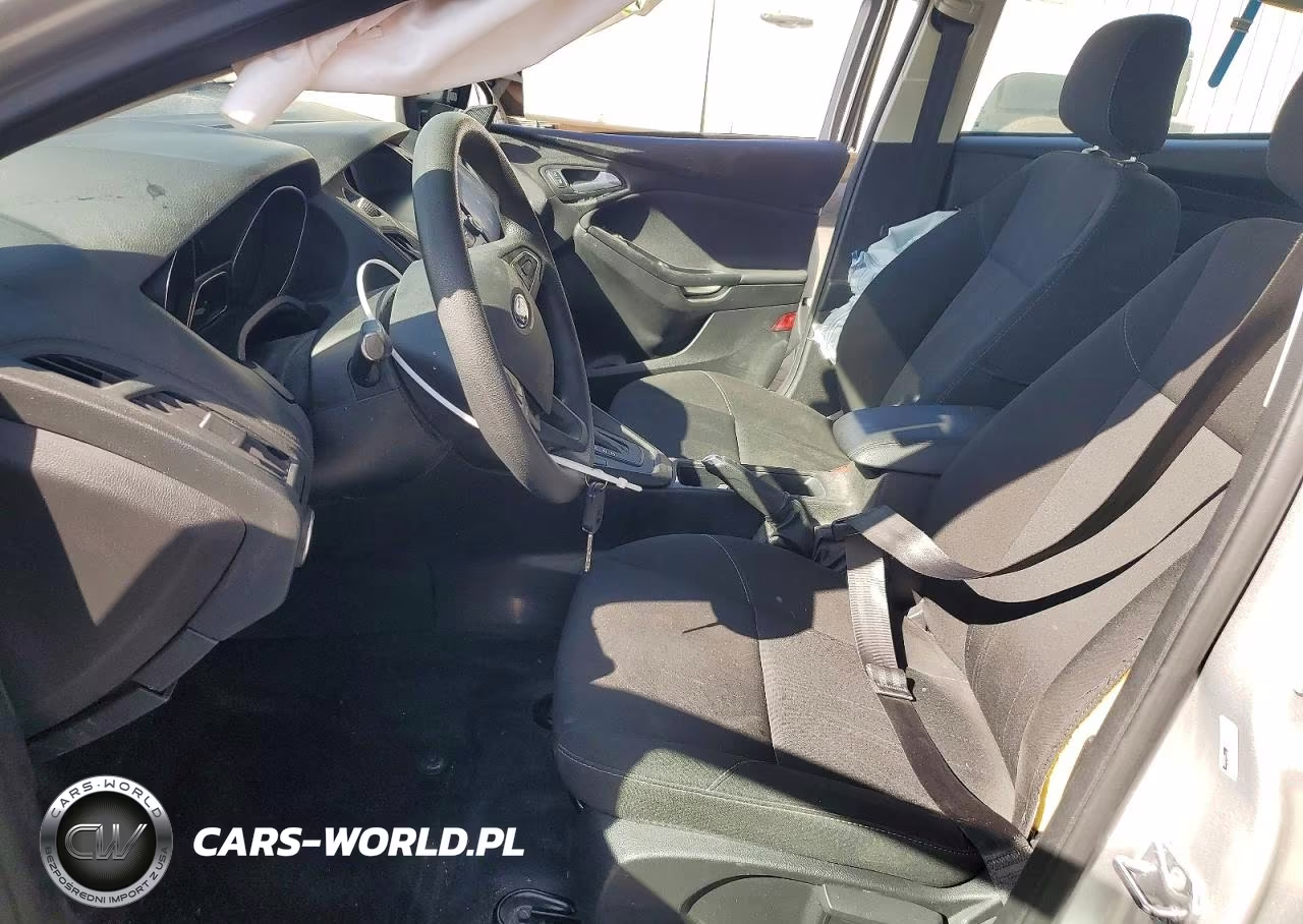 2018 Ford Focus Se VIN:1FADP3FE0JL331510 - 7