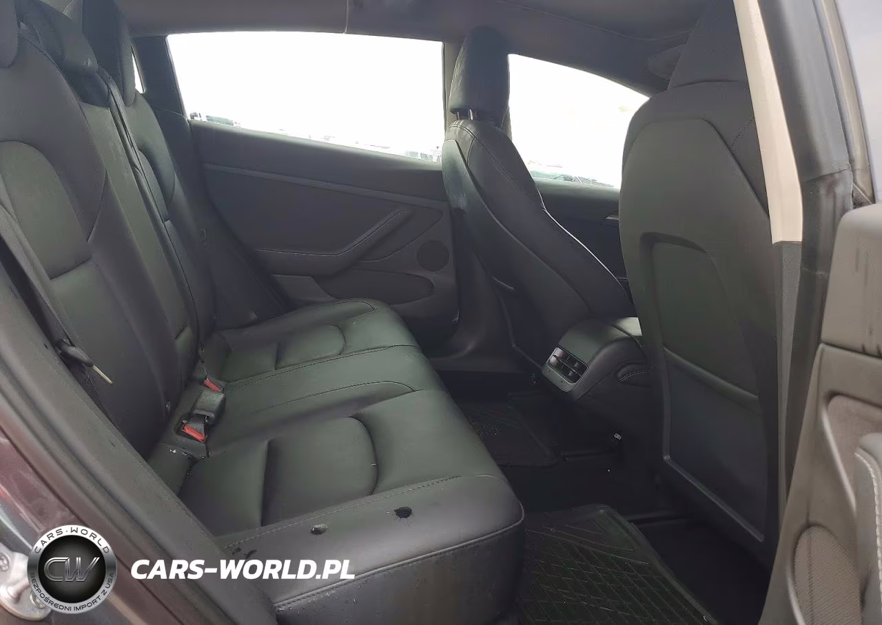 2023 Tesla Model 3 VIN:5YJ3E1EAXPF657972 - 10