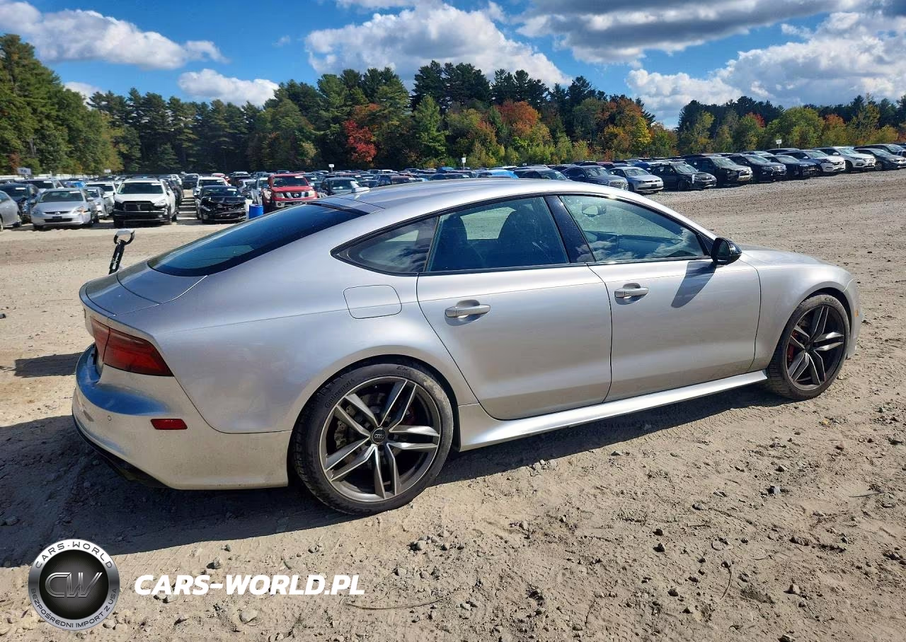 2016 Audi Rs7 VIN:WUAW2AFCXGN900156 - 3