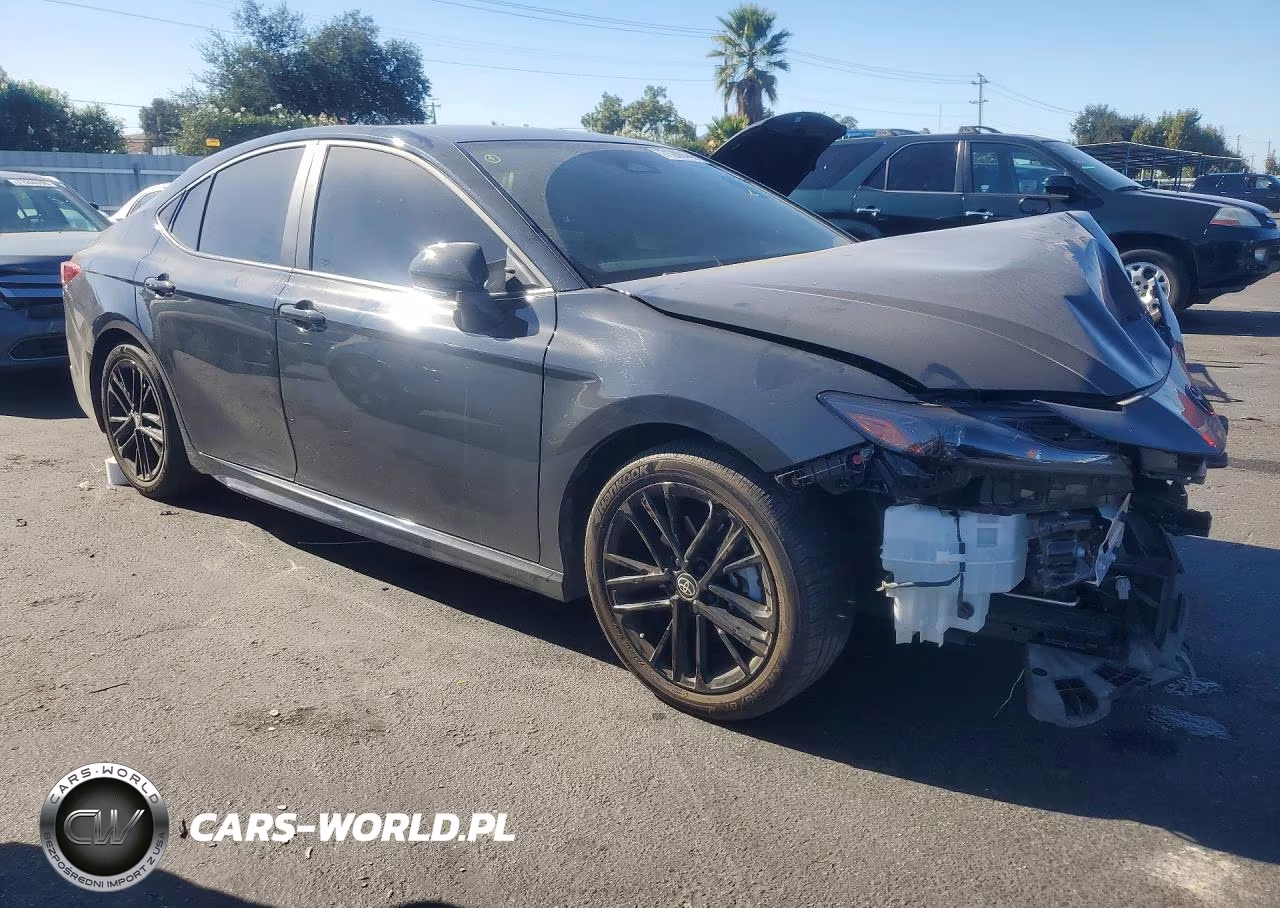 2025 Toyota Camry Se VIN:4T1DAACK2SU633947 - 4
