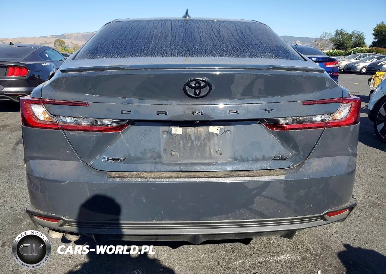 2025 Toyota Camry Se VIN:4T1DAACK2SU633947 - 6