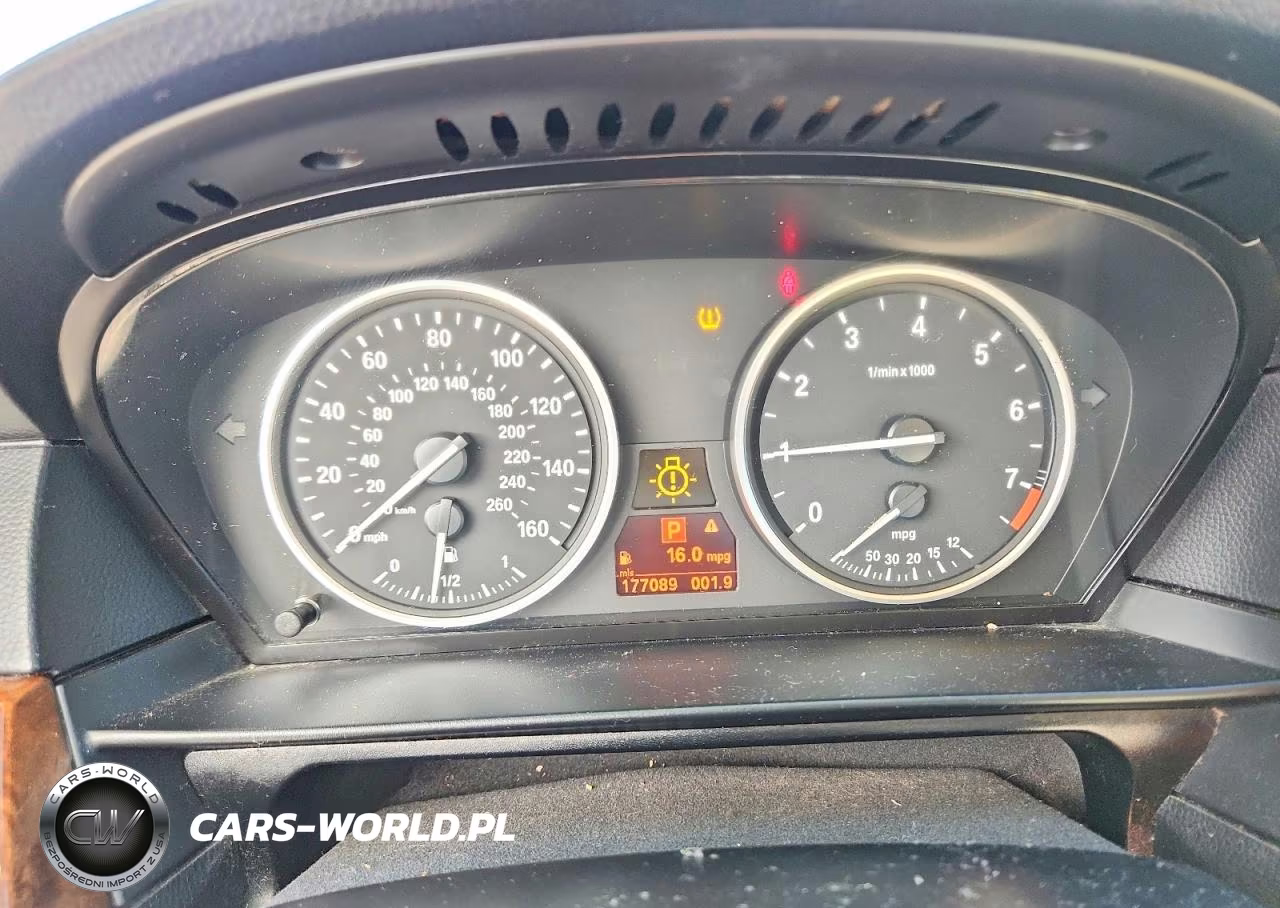 2008 BMW 528 I VIN:WBANU535X8C110074 - 9