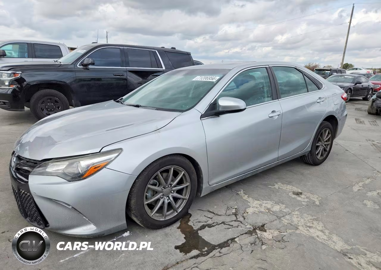 2016 Toyota Camry Se