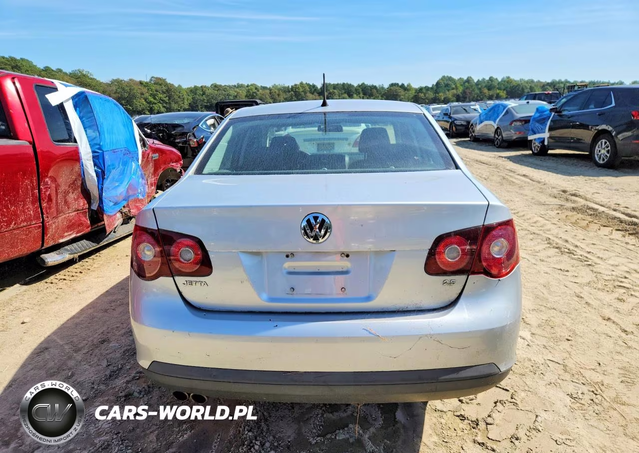 2008 Volkswagen Jetta S VIN:3VWJM71K38M197365 - 6