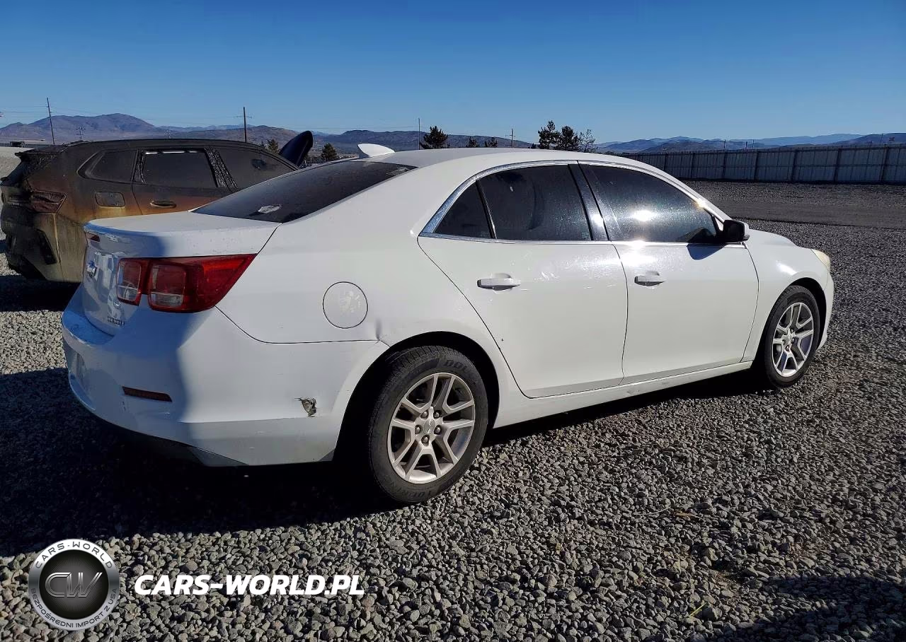 2015 Chevrolet Malibu 2Lt VIN:1G11D5SL7FF126500 - 3