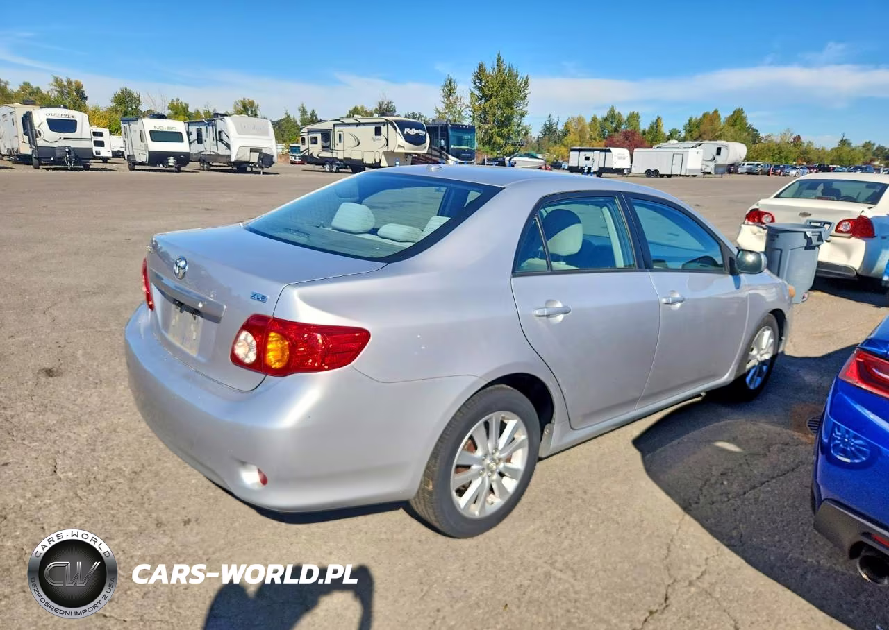 2010 Toyota Corolla Xle VIN:1NXBU4EE8AZ247829 - 3