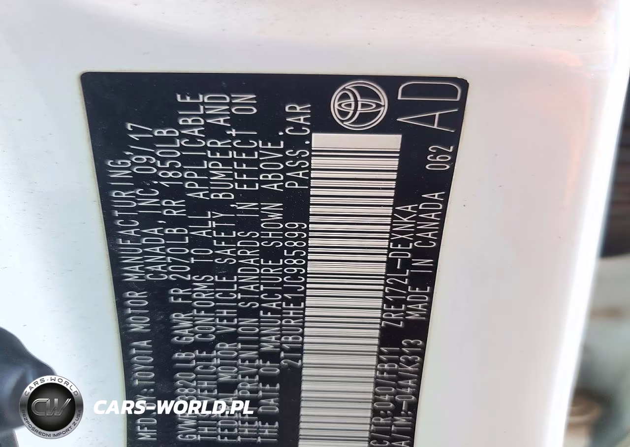 2018 Toyota Corolla Le VIN:2T1BURHE1JC985899 - 13