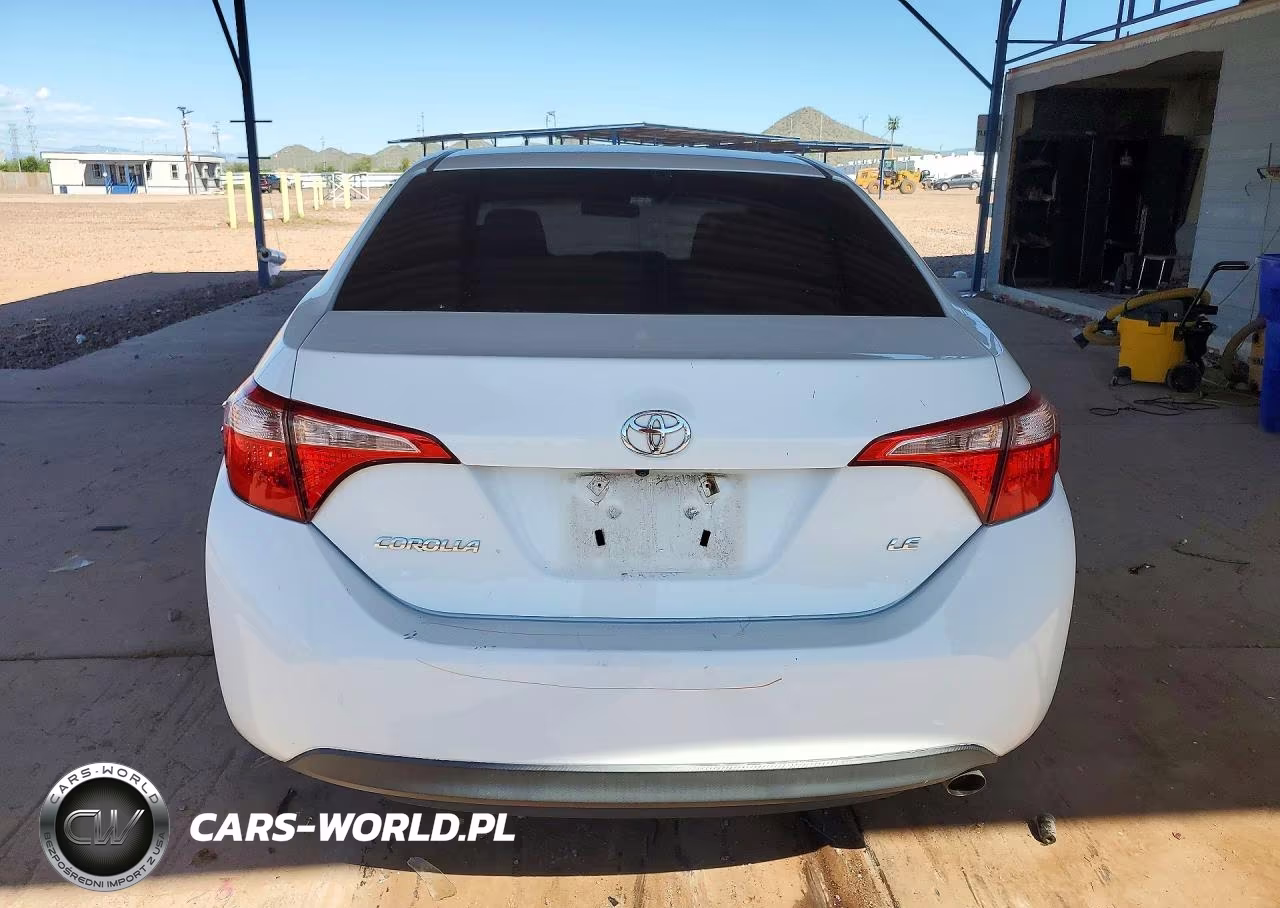 2018 Toyota Corolla Le VIN:2T1BURHE1JC985899 - 6