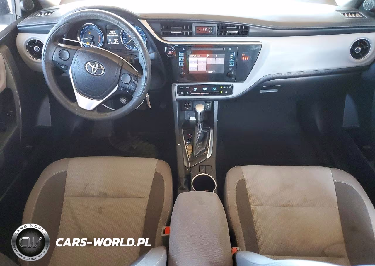 2018 Toyota Corolla Le VIN:2T1BURHE1JC985899 - 8