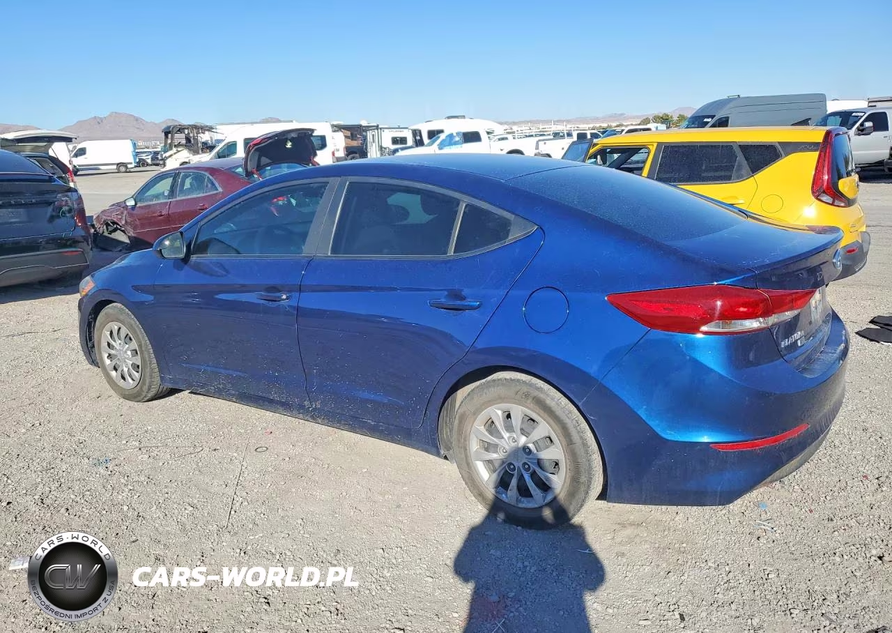2018 Hyundai Elantra Se VIN:5NPD74LF8JH255617 - 2