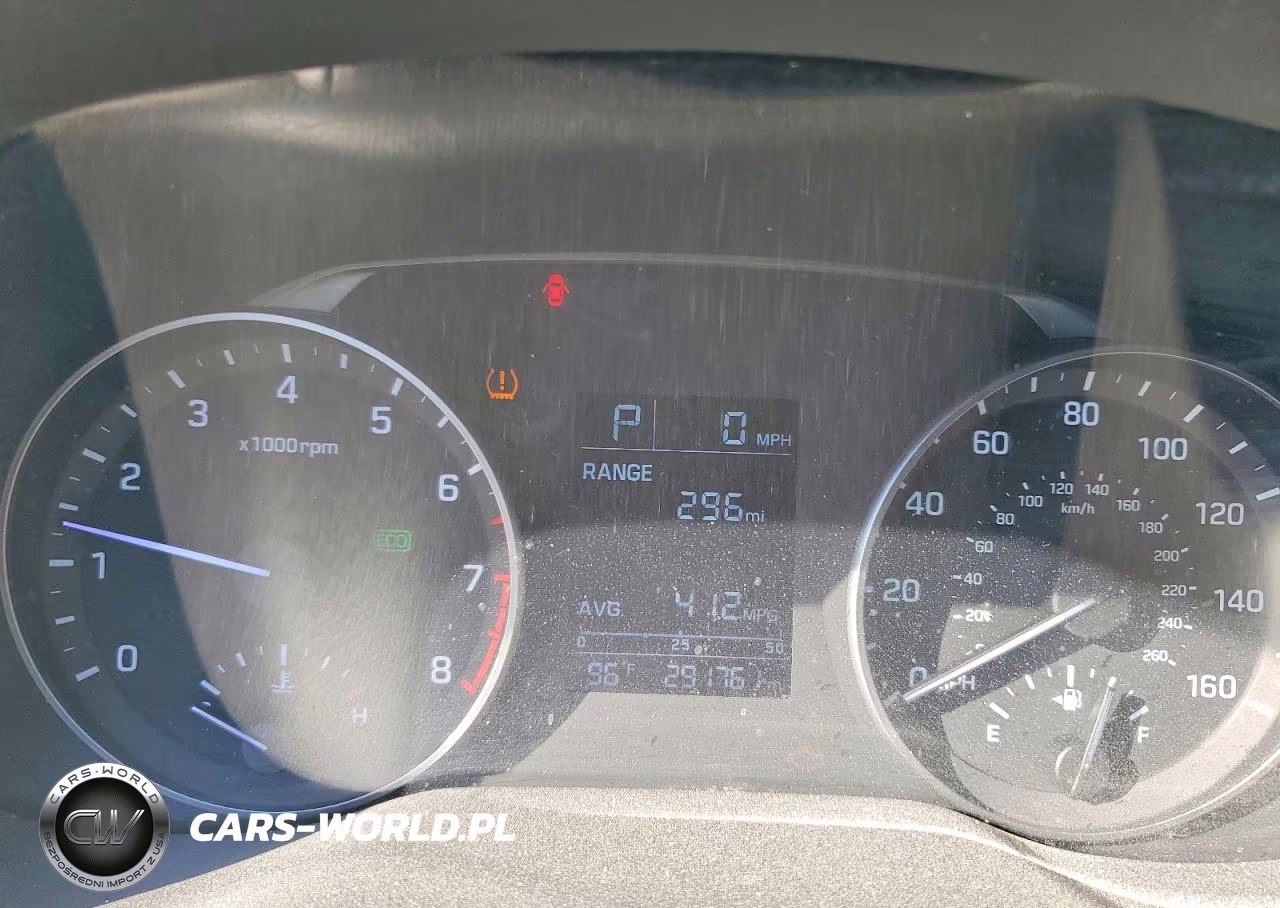 2018 Hyundai Elantra Se VIN:5NPD74LF8JH255617 - 9