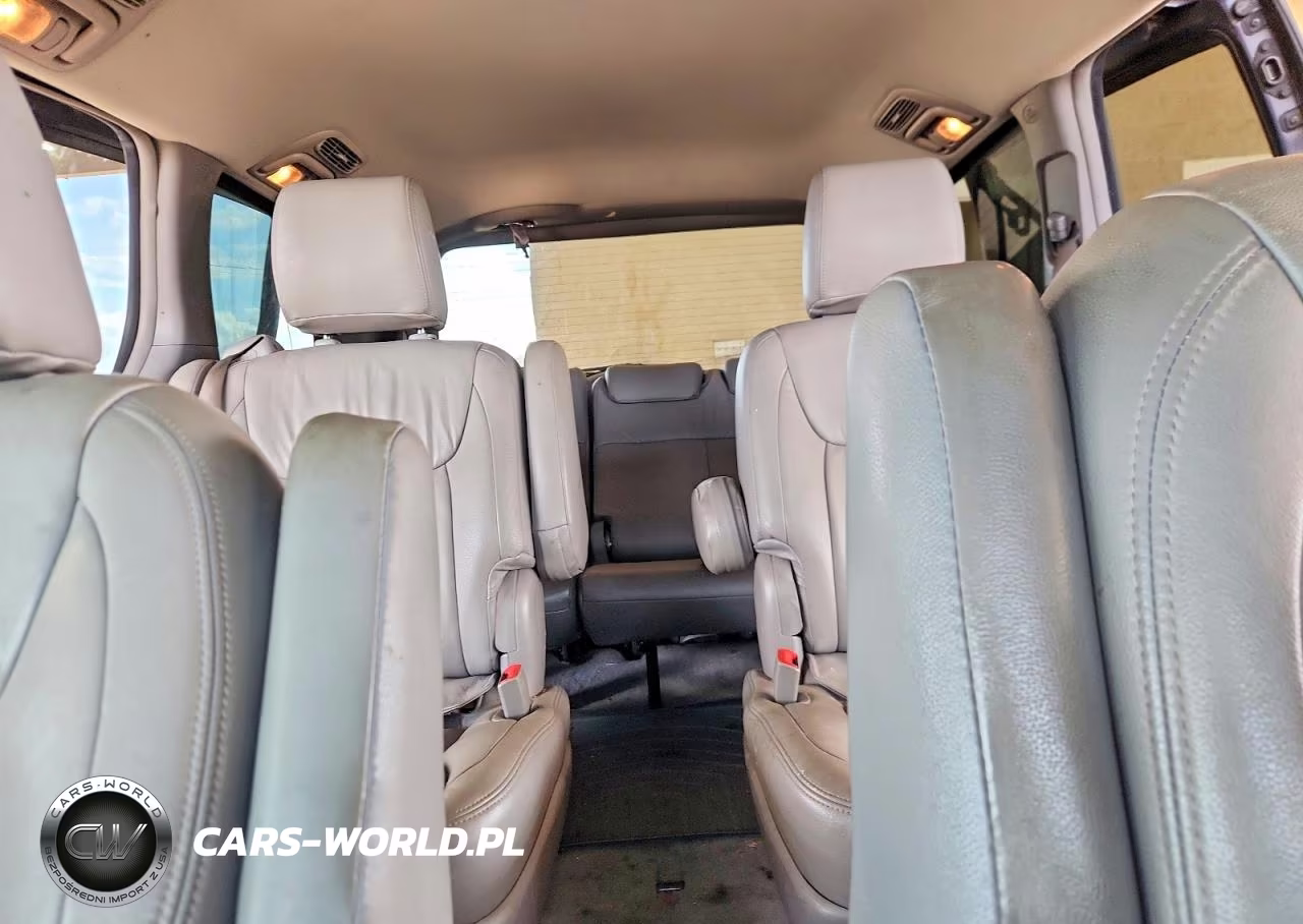 2010 Toyota Sienna Le 7-Passenger VIN:5TDKK4CCXAS298197 - 10
