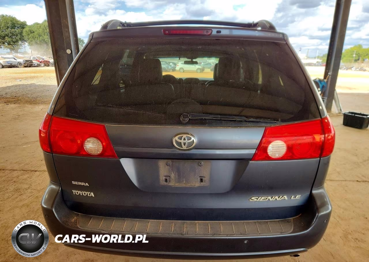 2010 Toyota Sienna Le 7-Passenger VIN:5TDKK4CCXAS298197 - 6