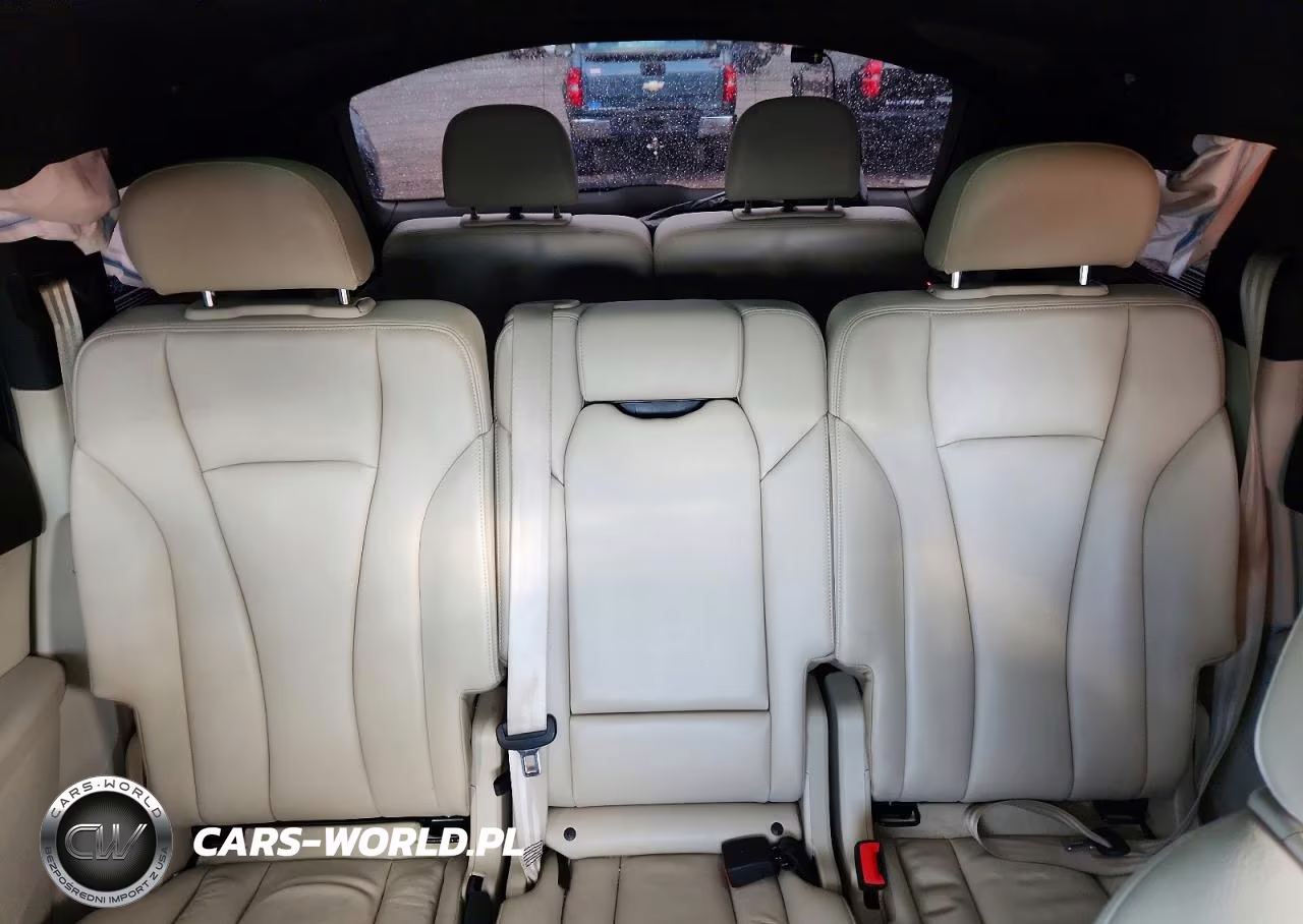 2018 Audi Q7 Premium Plus VIN:WA1LAAF70JD004798 - 10