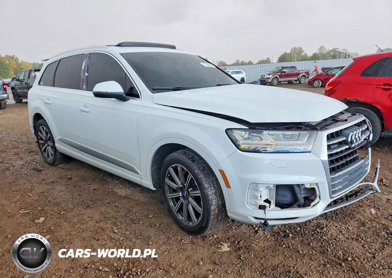 2018 Audi Q7 Premium Plus VIN:WA1LAAF70JD004798 - 4