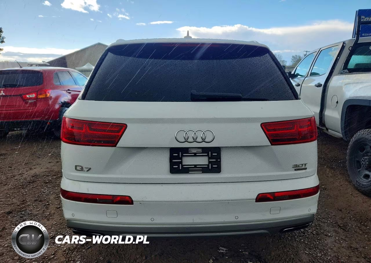 2018 Audi Q7 Premium Plus VIN:WA1LAAF70JD004798 - 6