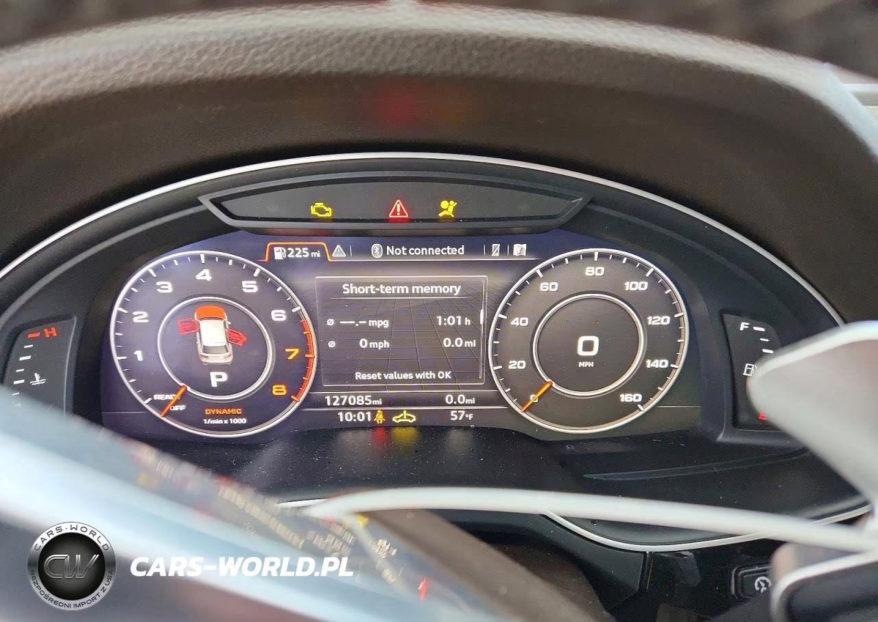 2018 Audi Q7 Premium Plus VIN:WA1LAAF70JD004798 - 9