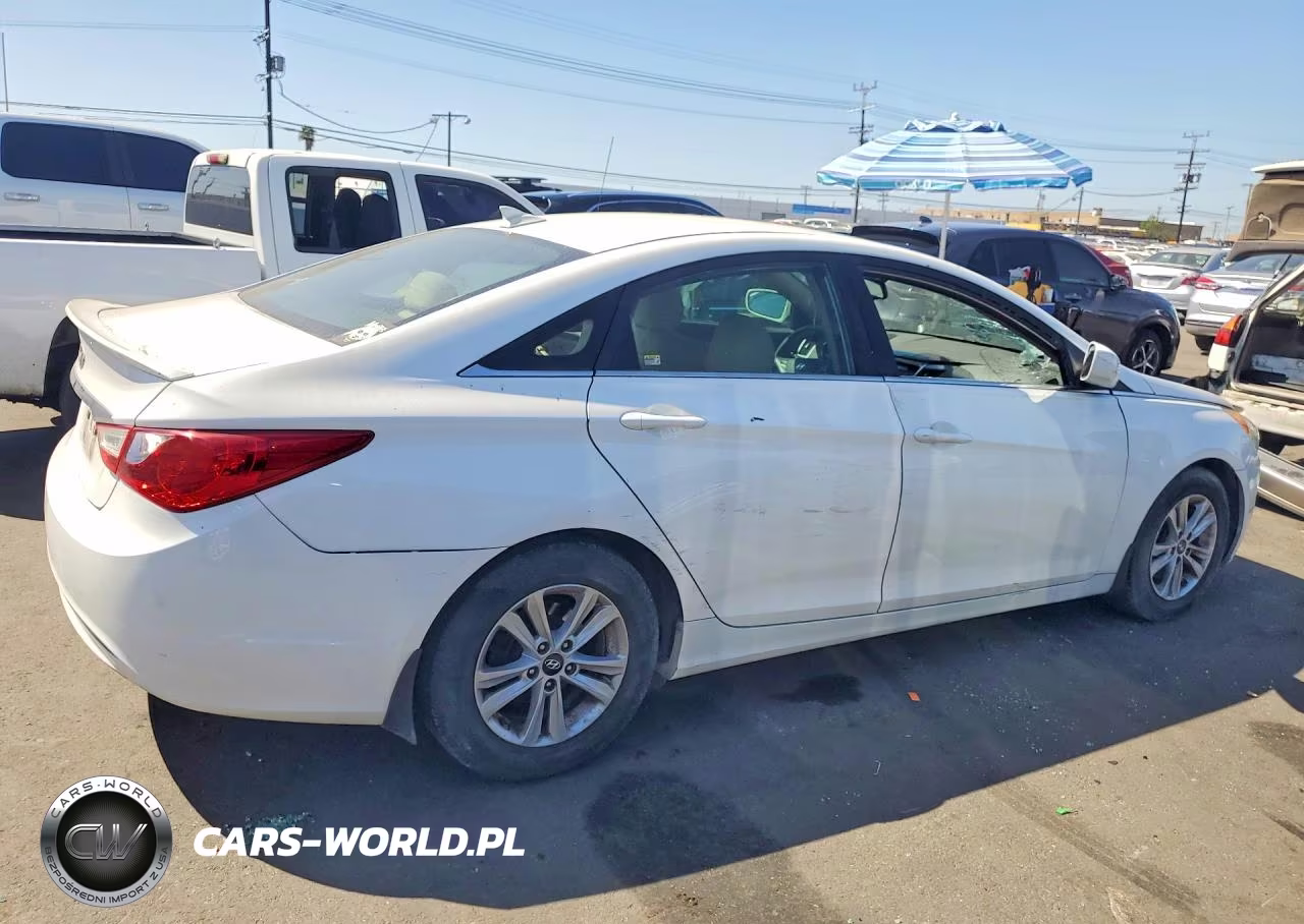 2013 Hyundai Sonata Gls VIN:5NPEB4AC8DH671375 - 3