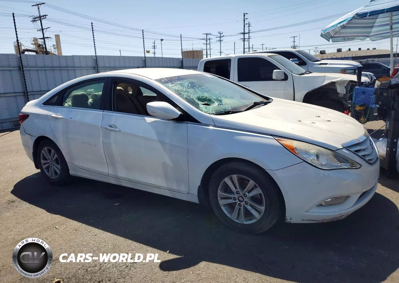 2013 Hyundai Sonata Gls VIN:5NPEB4AC8DH671375 - 4