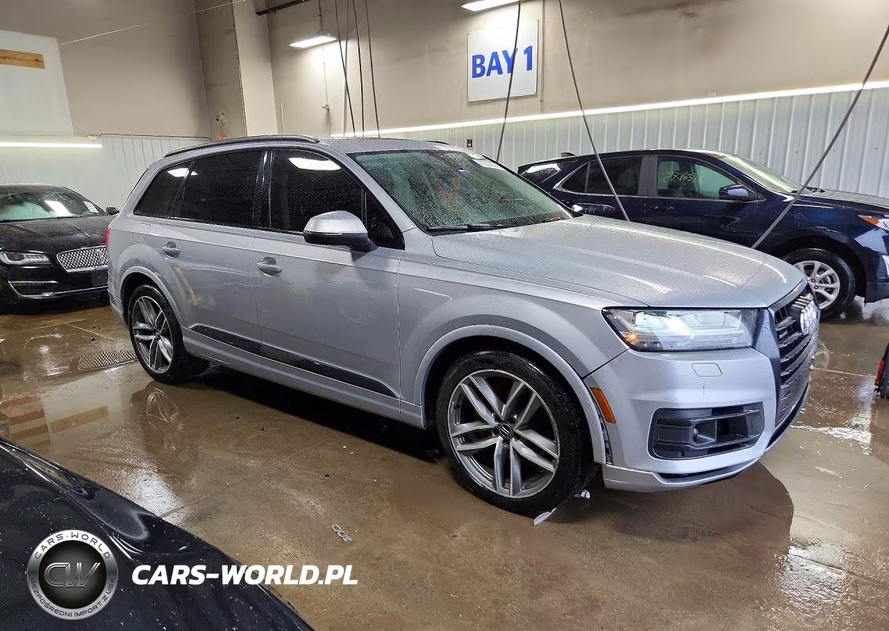 2018 Audi Q7 Prestige VIN:WA1VAAF70JD054898 - 4