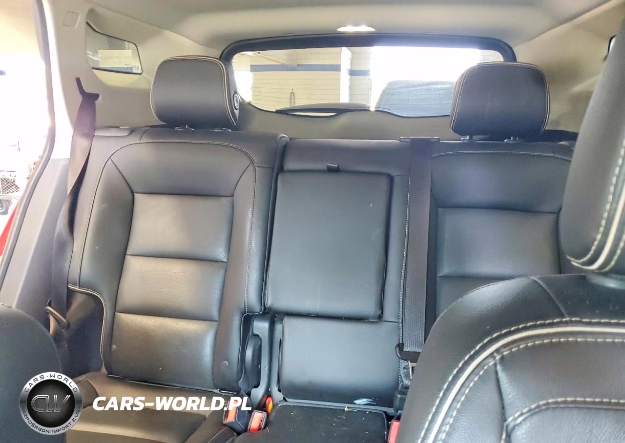 2019 GMC Terrain Denali VIN:3GKALSEX3KL129051 - 10