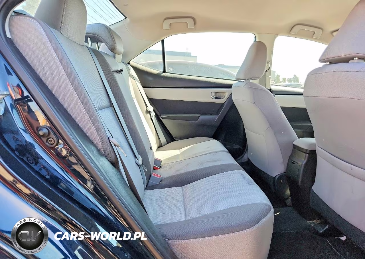 2017 Toyota Corolla Le VIN:5YFBURHE8HP733240 - 10