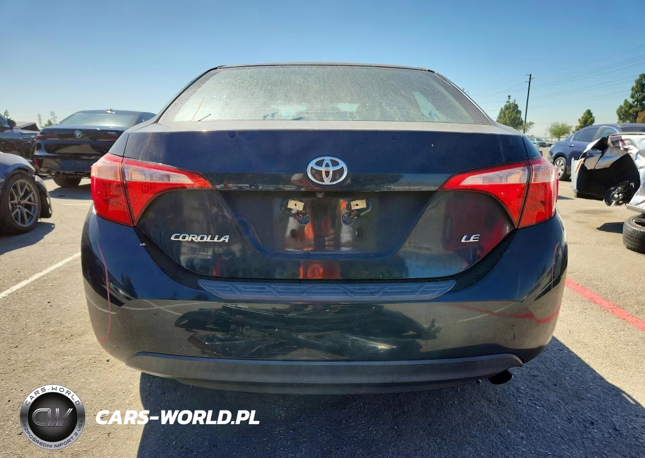 2017 Toyota Corolla Le VIN:5YFBURHE8HP733240 - 6