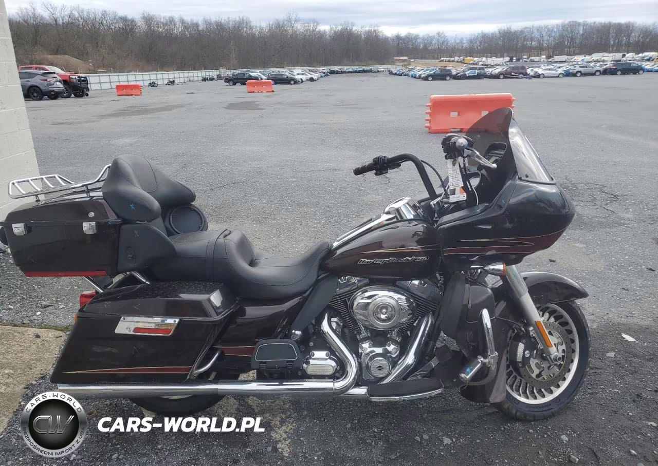 2011 Harley-Davidson Fltru – zdjęcie 1 z 9