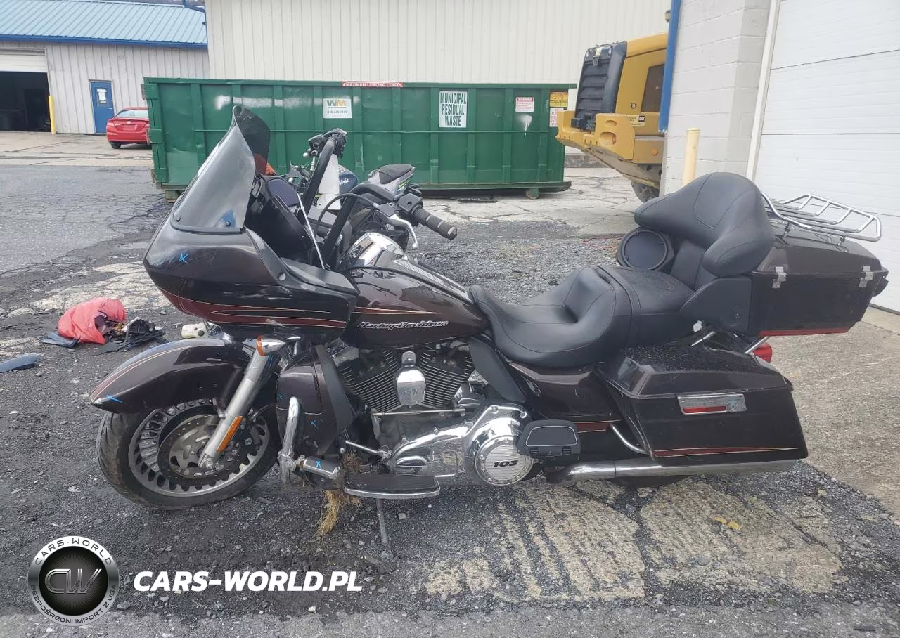 2011 Harley-Davidson Fltru VIN:1HD1KGM14BB653169 - 3
