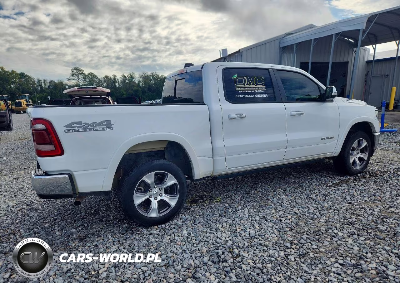 2021 Ram 1500 Laramie VIN:1C6RRFJGXMN592454 - 3