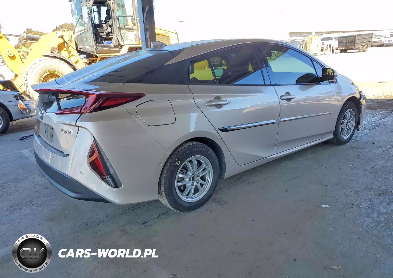 2020 Toyota Prius Prime Limited VIN:JTDKARFP1L3155335 - 3