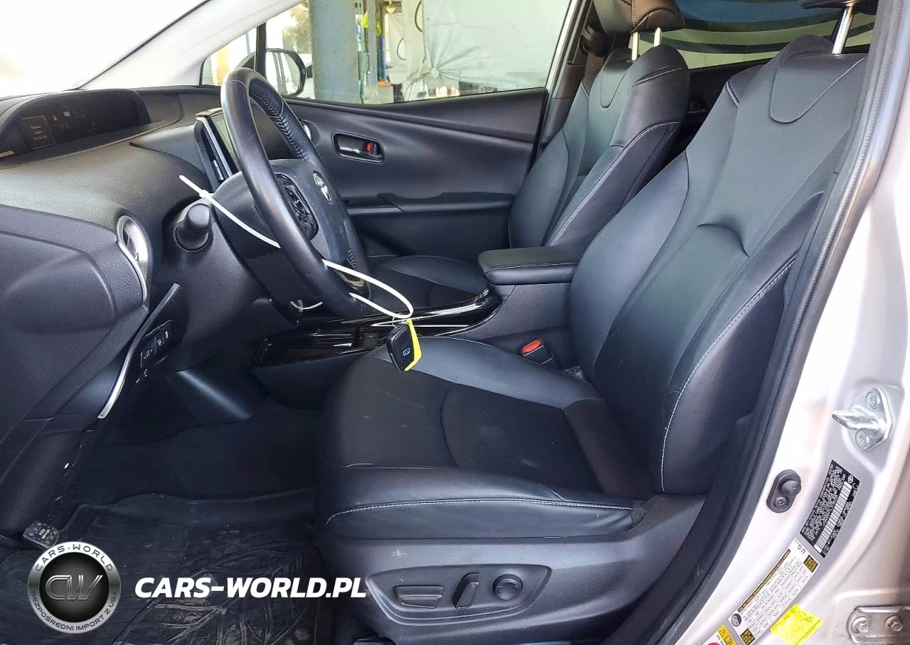 2020 Toyota Prius Prime Limited VIN:JTDKARFP1L3155335 - 7